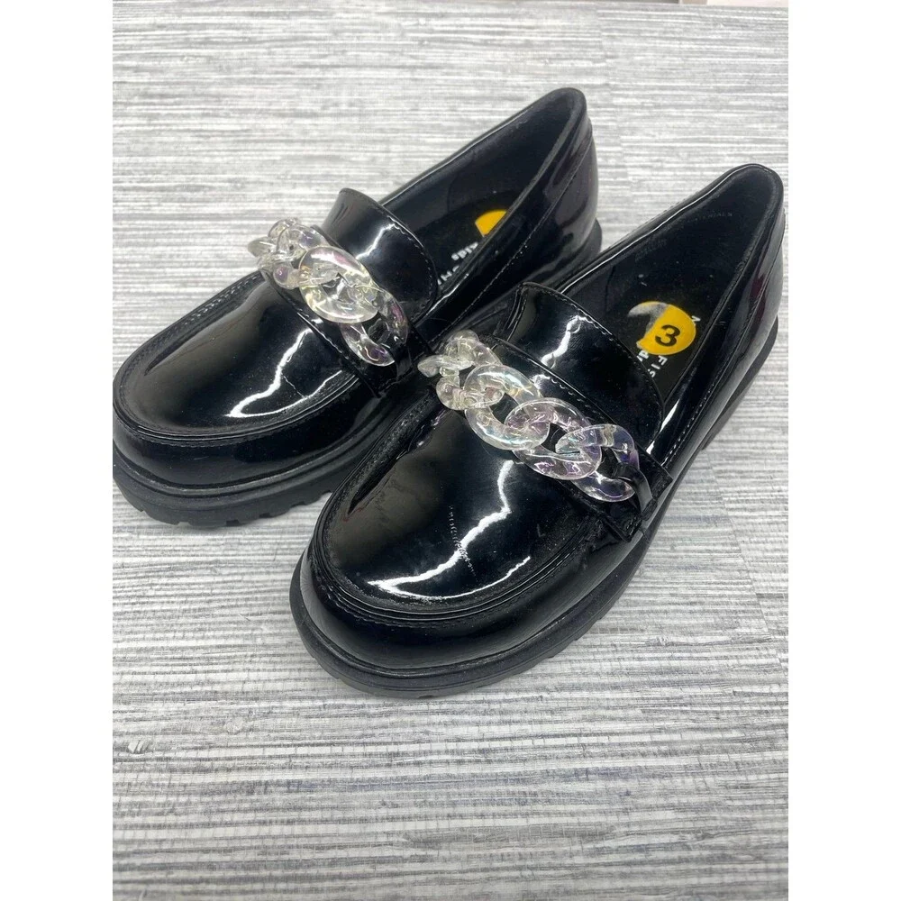 Marc Fisher Kids Bella Loafers in black patent w iridescent chain sz 13